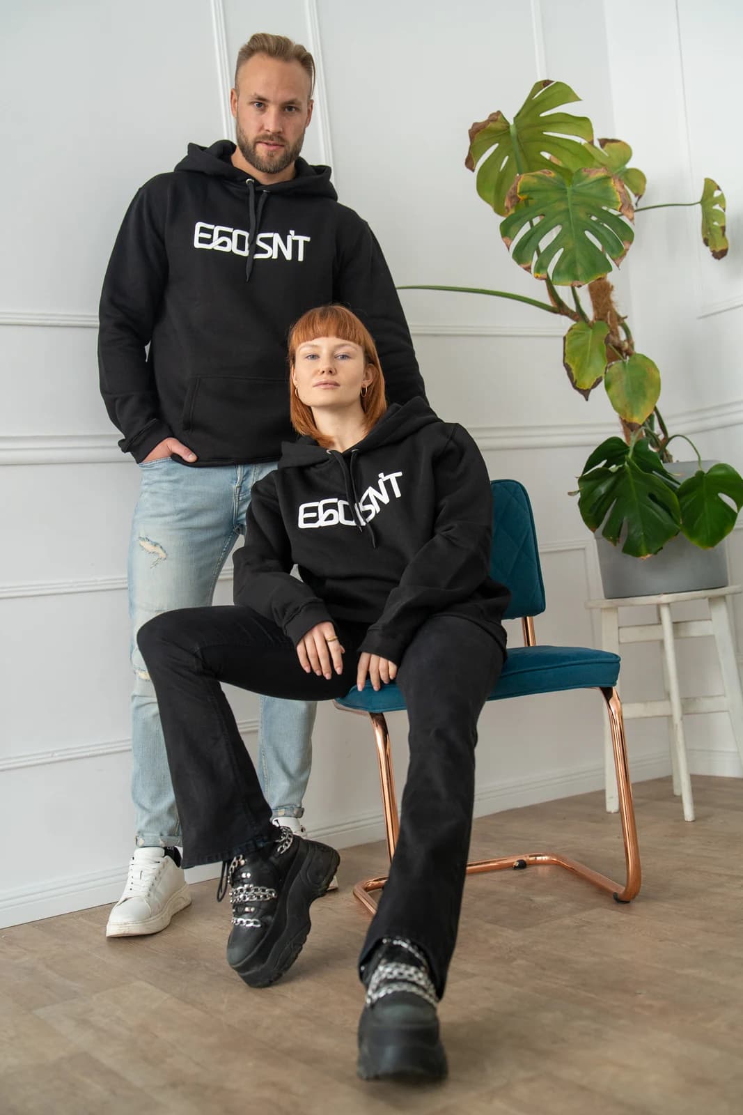 EGOISNT — para, studio